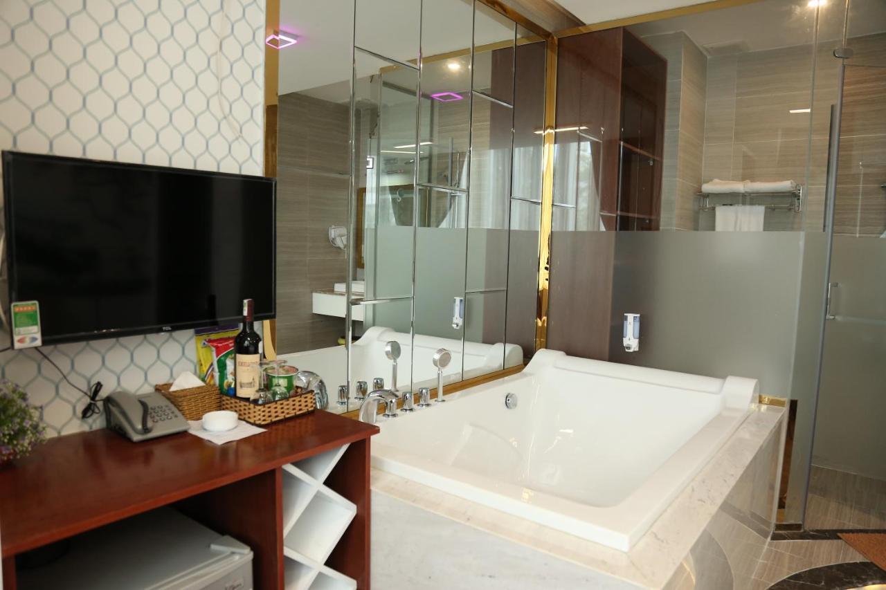 הו צ'י מין סיטי Hong Bao Thach Hotel מראה חיצוני תמונה